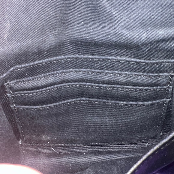 Coach Classic Turn lock Small Crossbody Handbag in Black Leather - Picture 10 of 14